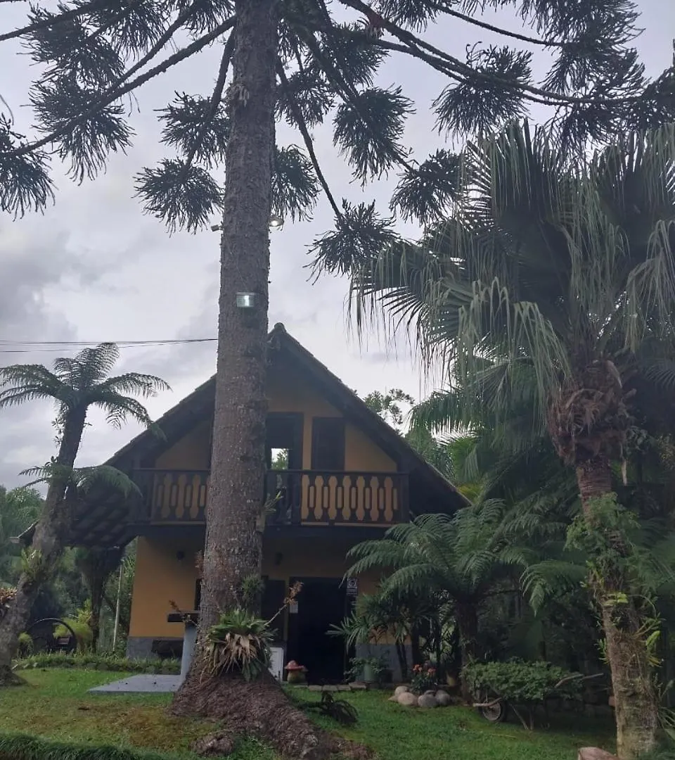 Chalet Villa Chale Da Araucaria à Rio dos Cedros