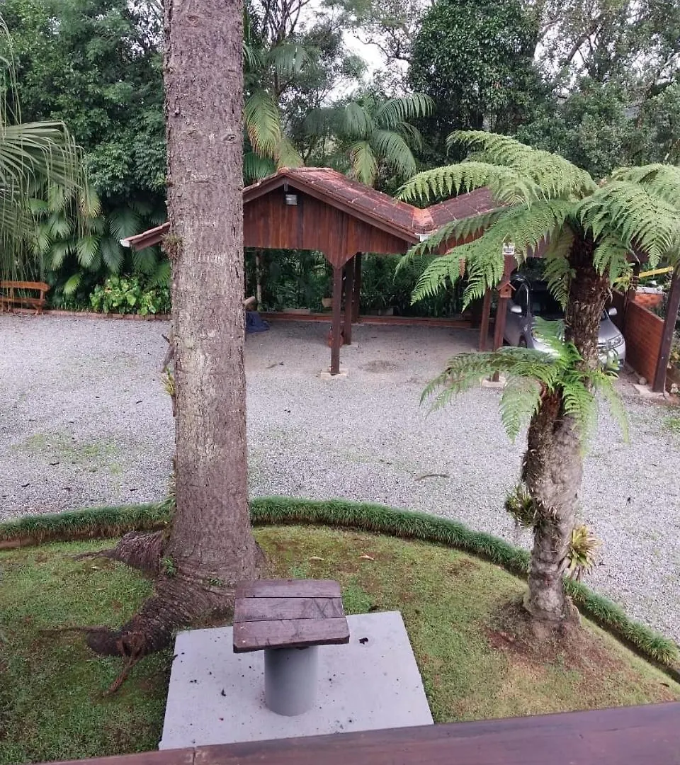 Villa Chale Da Araucaria à Rio dos Cedros 0*,